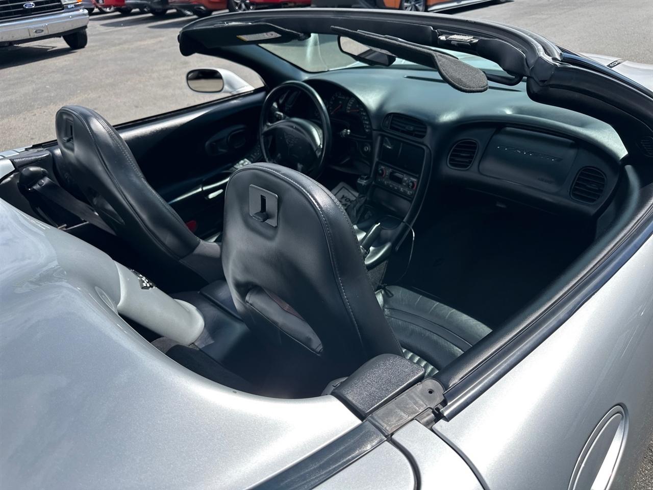 Chevrolet Corvette 2dr Convertible 1998