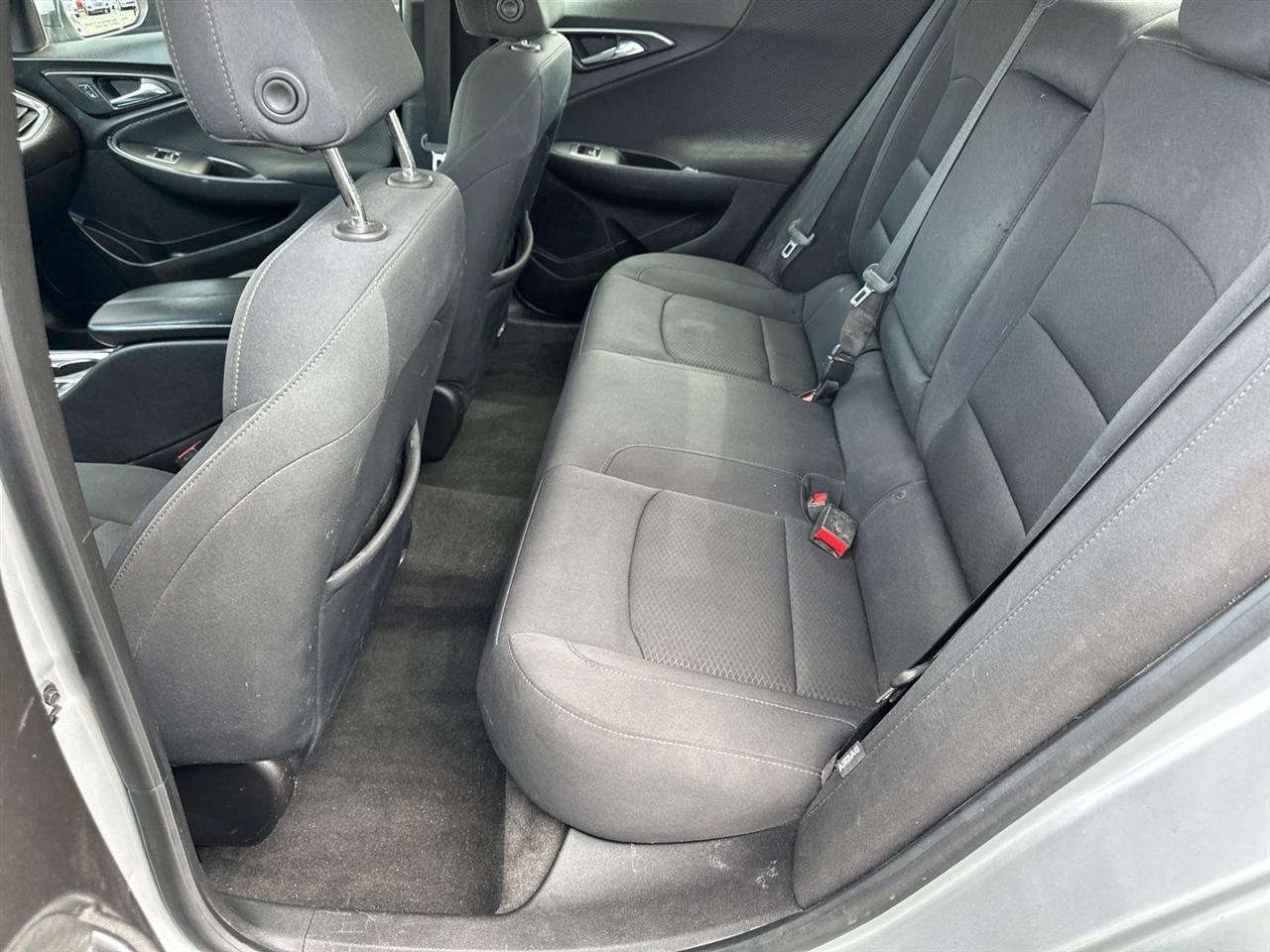 Chevrolet Malibu 4dr Sdn LT w/2LT 2016