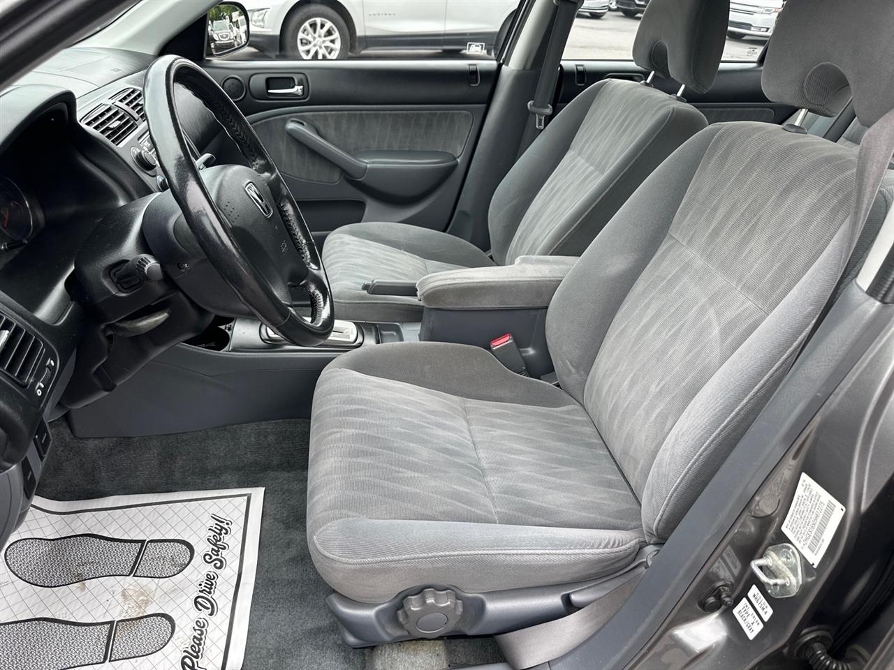 Honda Civic Sdn LX AT 2005