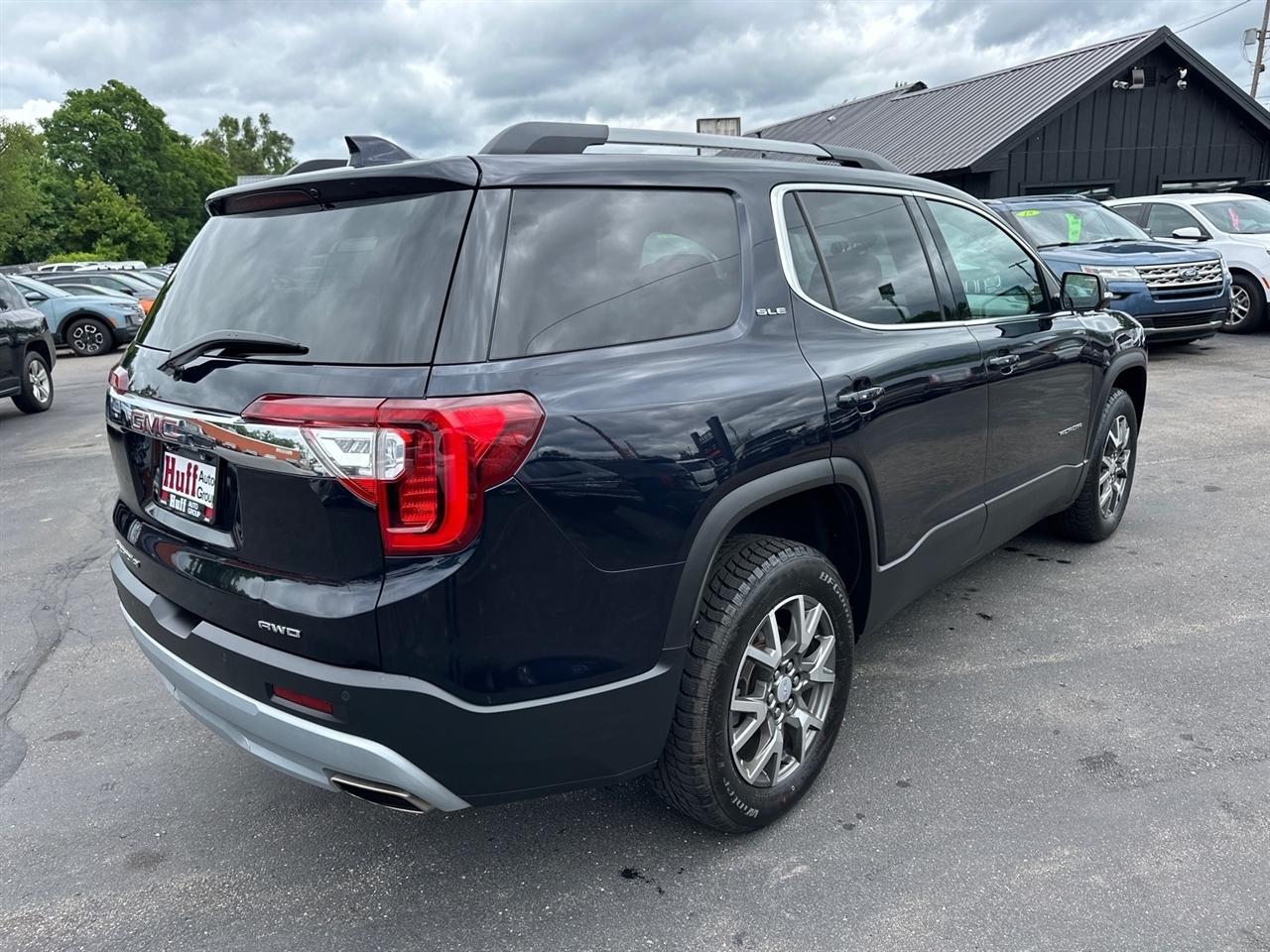 GMC Acadia AWD 4dr SLE 2022