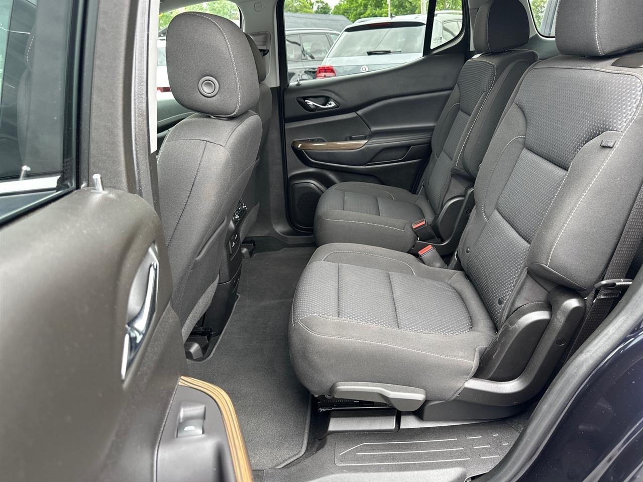 GMC Acadia AWD 4dr SLE 2022