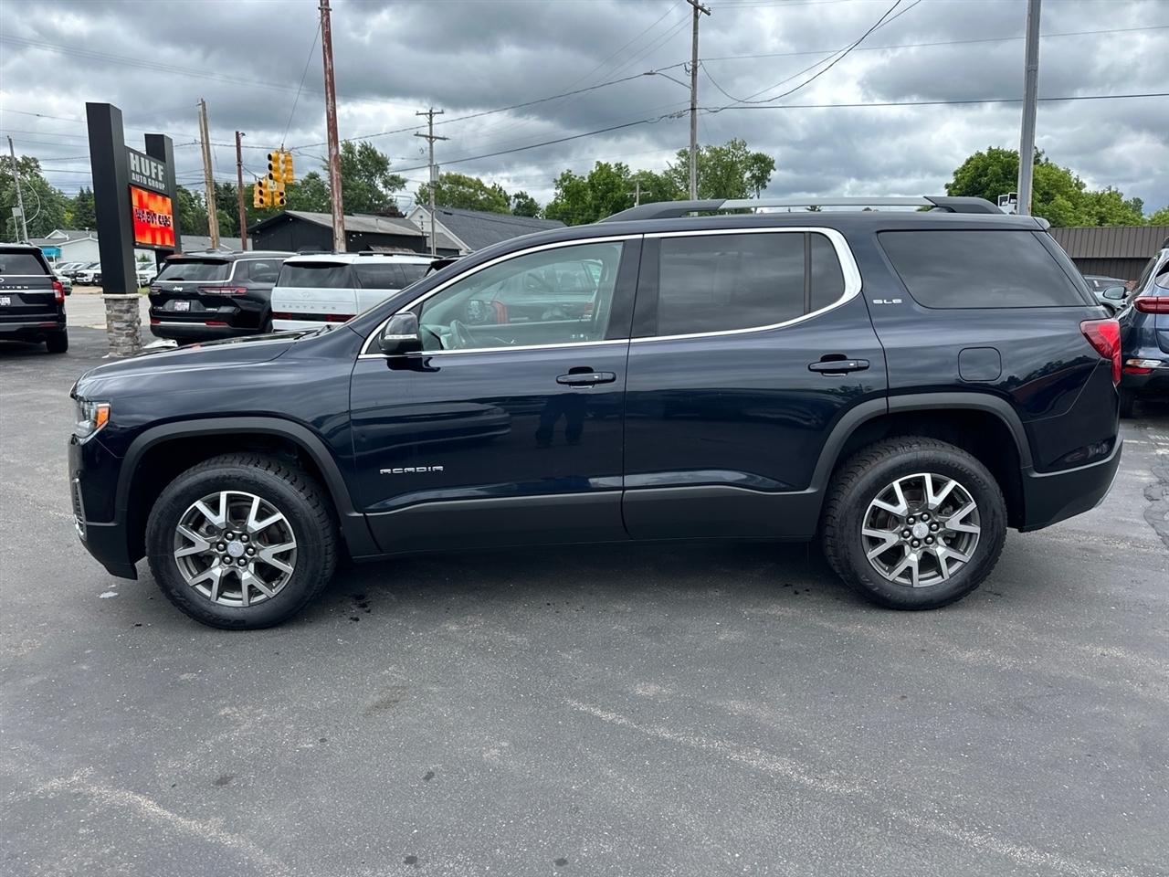 GMC Acadia AWD 4dr SLE 2022