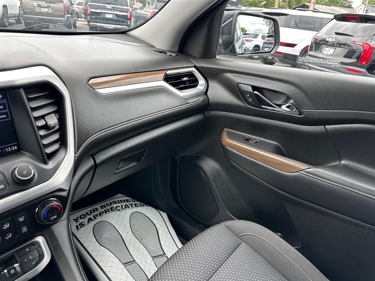 GMC Acadia AWD 4dr SLE 2022
