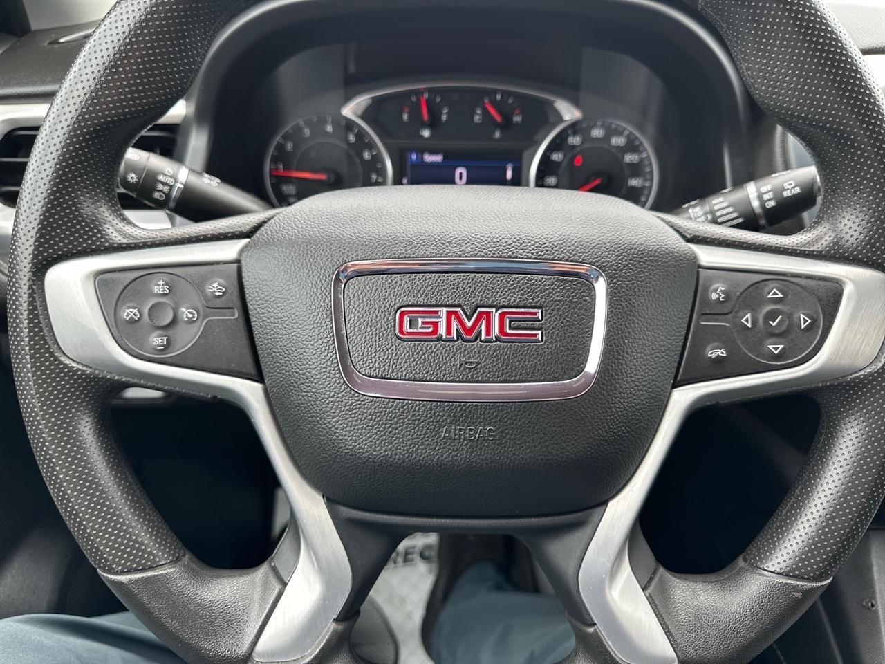 GMC Acadia AWD 4dr SLE 2022