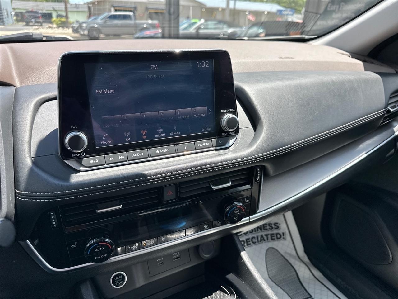 Nissan Rogue AWD SV 2021