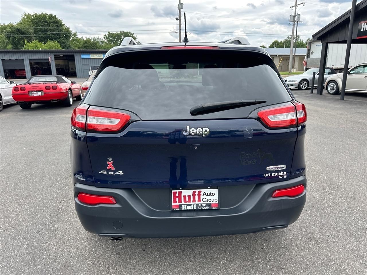 Jeep Cherokee 4WD 4dr Latitude 2015