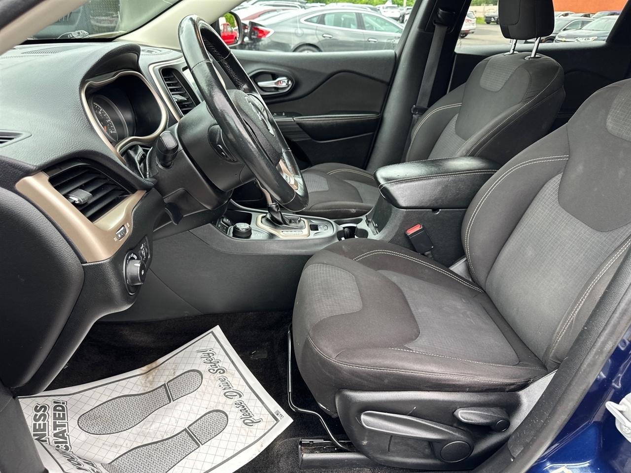 Jeep Cherokee 4WD 4dr Latitude 2015