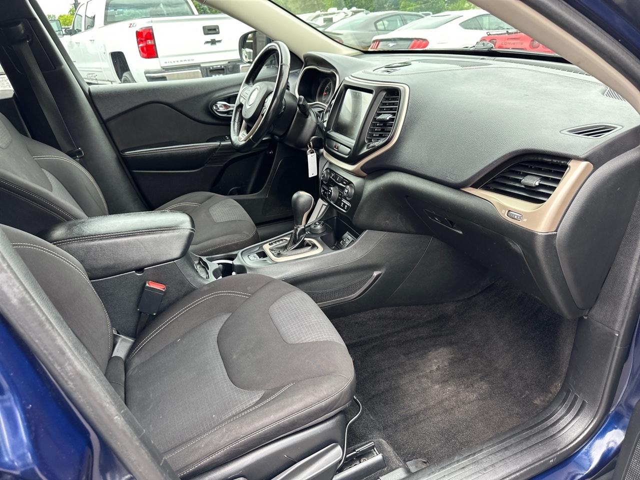Jeep Cherokee 4WD 4dr Latitude 2015