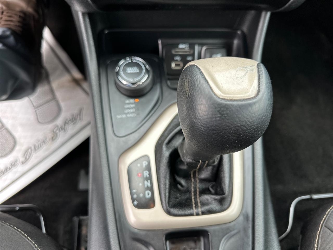 Jeep Cherokee 4WD 4dr Latitude 2015