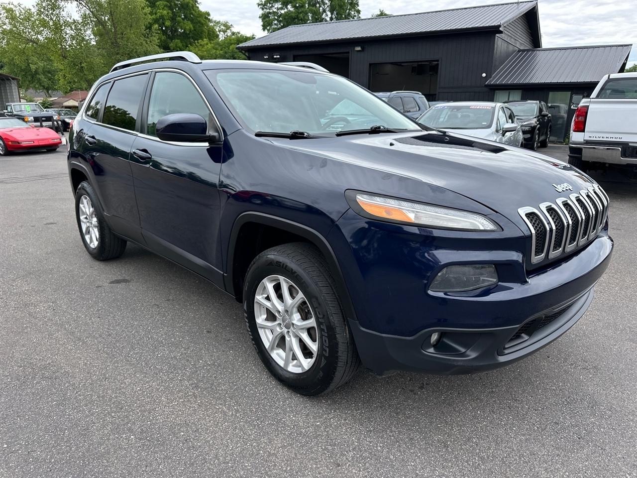 2015 Jeep Cherokee 4WD 4dr Latitude