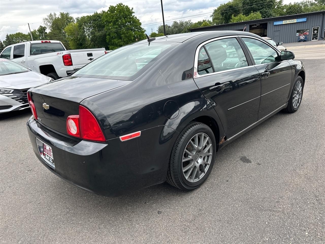 Chevrolet Malibu 4dr Sdn LT w/1LT 2011