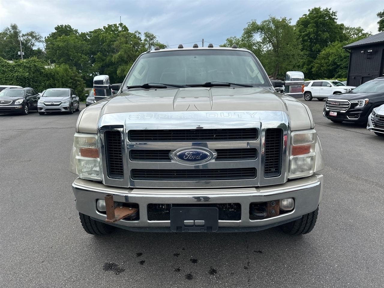 Ford Super Duty F-450 DRW 2WD Crew Cab 176" WB 60" CA Lariat 2008