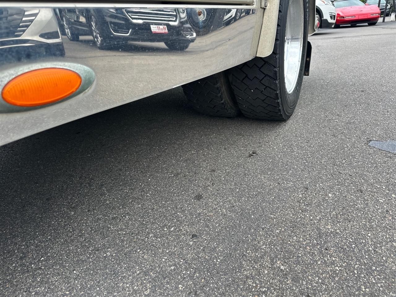 Ford Super Duty F-450 DRW 2WD Crew Cab 176" WB 60" CA Lariat 2008