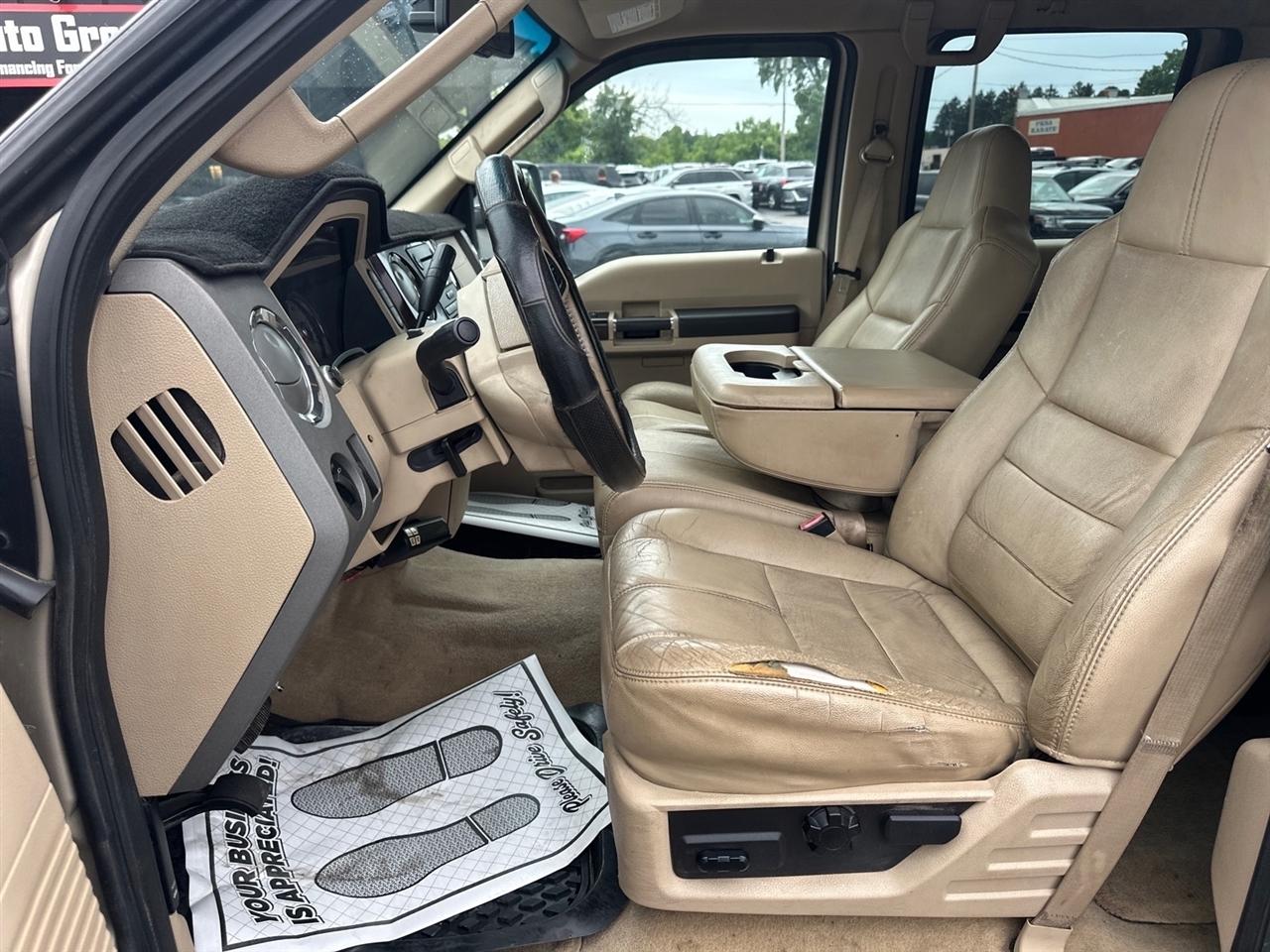 Ford Super Duty F-450 DRW 2WD Crew Cab 176" WB 60" CA Lariat 2008