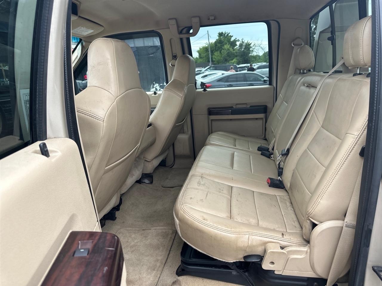 Ford Super Duty F-450 DRW 2WD Crew Cab 176" WB 60" CA Lariat 2008