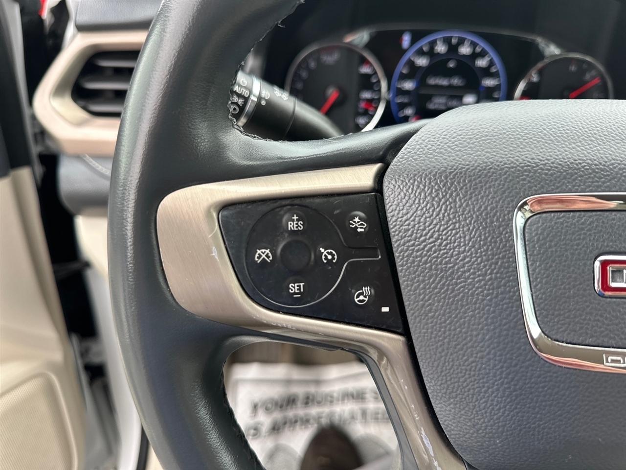 GMC Acadia AWD 4dr Denali 2023