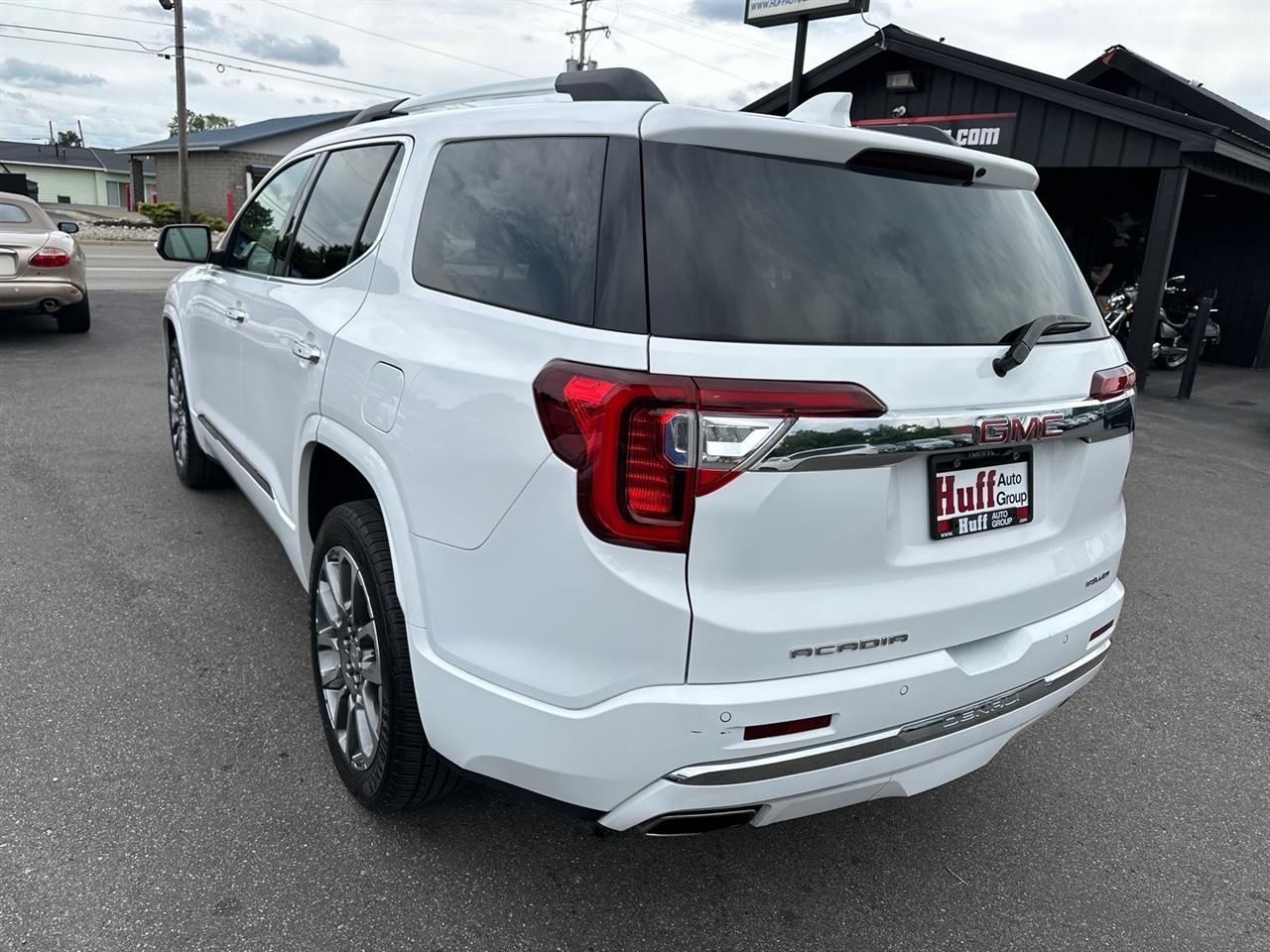 GMC Acadia AWD 4dr Denali 2023