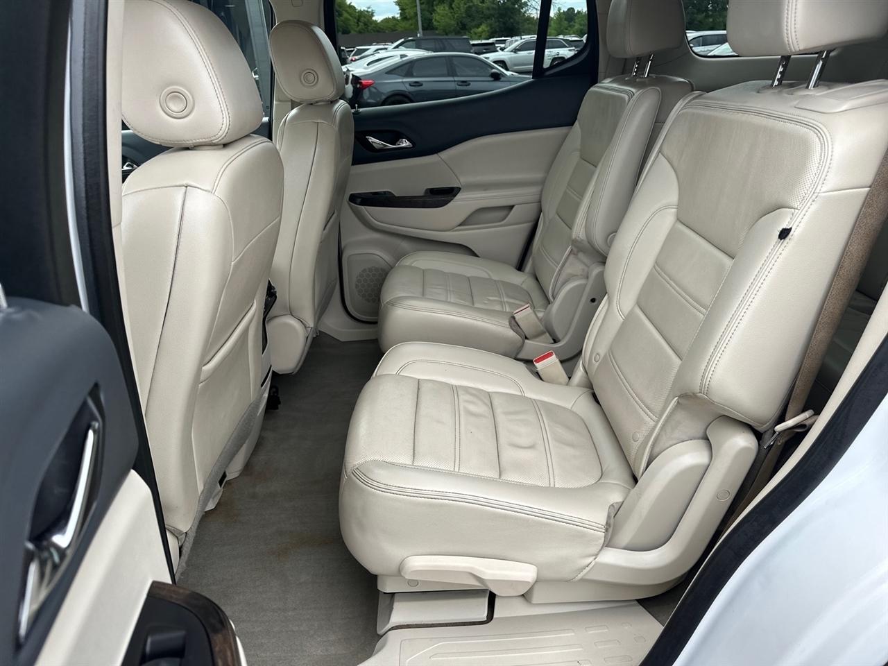GMC Acadia AWD 4dr Denali 2023