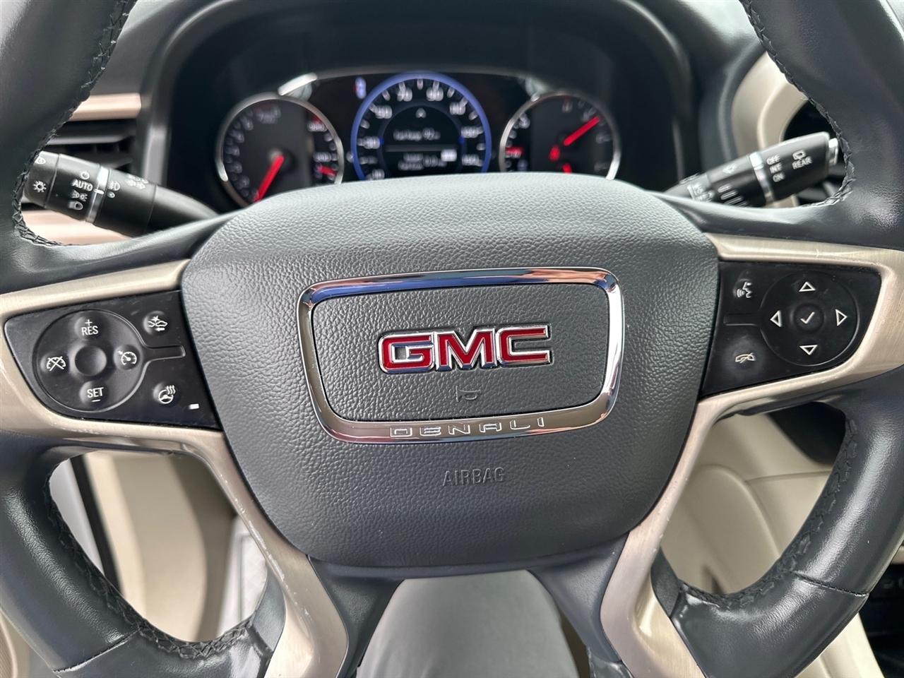 GMC Acadia AWD 4dr Denali 2023