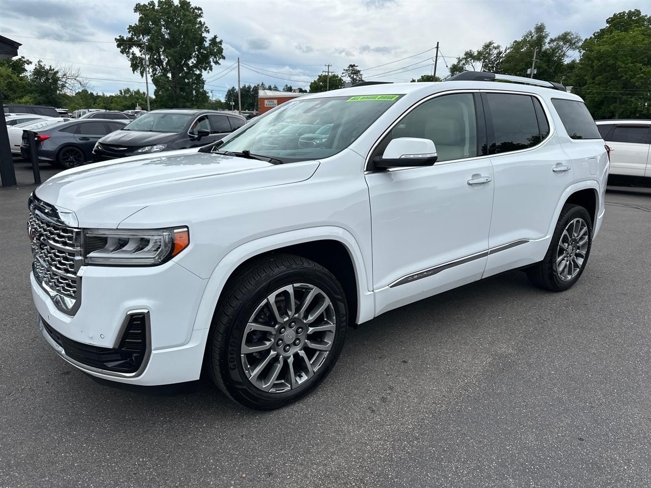 2023 GMC Acadia AWD 4dr Denali