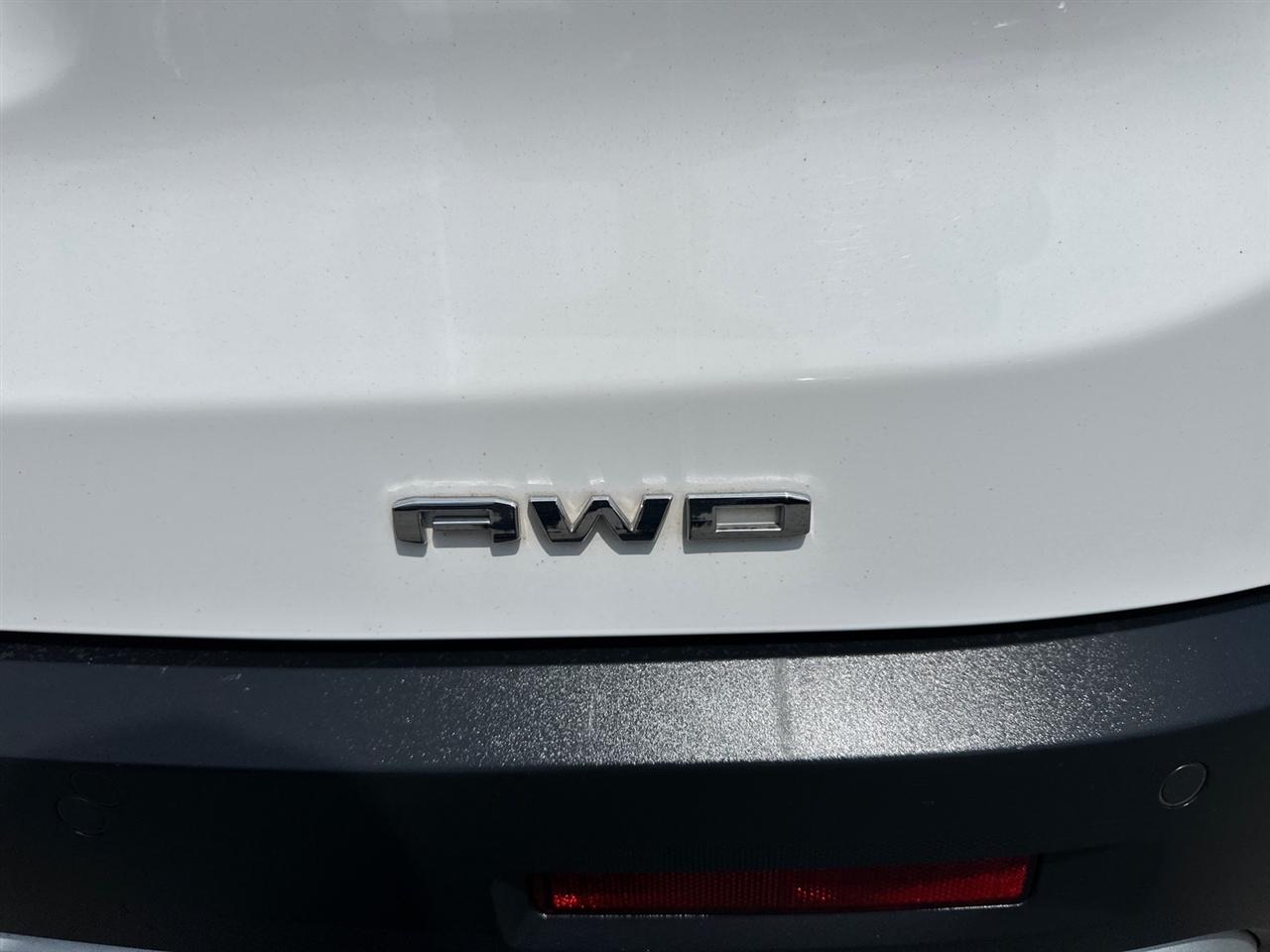 GMC Acadia AWD 4dr SLE 2023