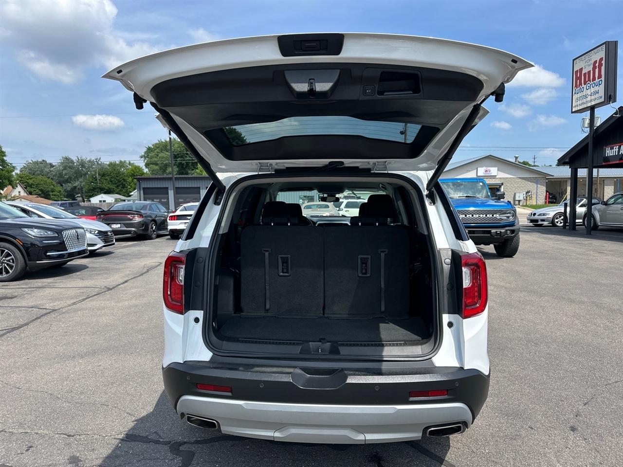 GMC Acadia AWD 4dr SLE 2023