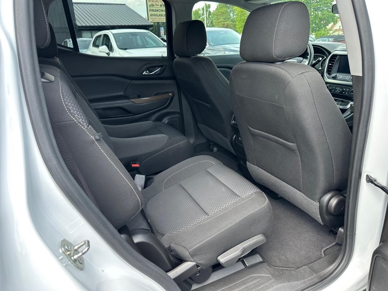 GMC Acadia AWD 4dr SLE 2023