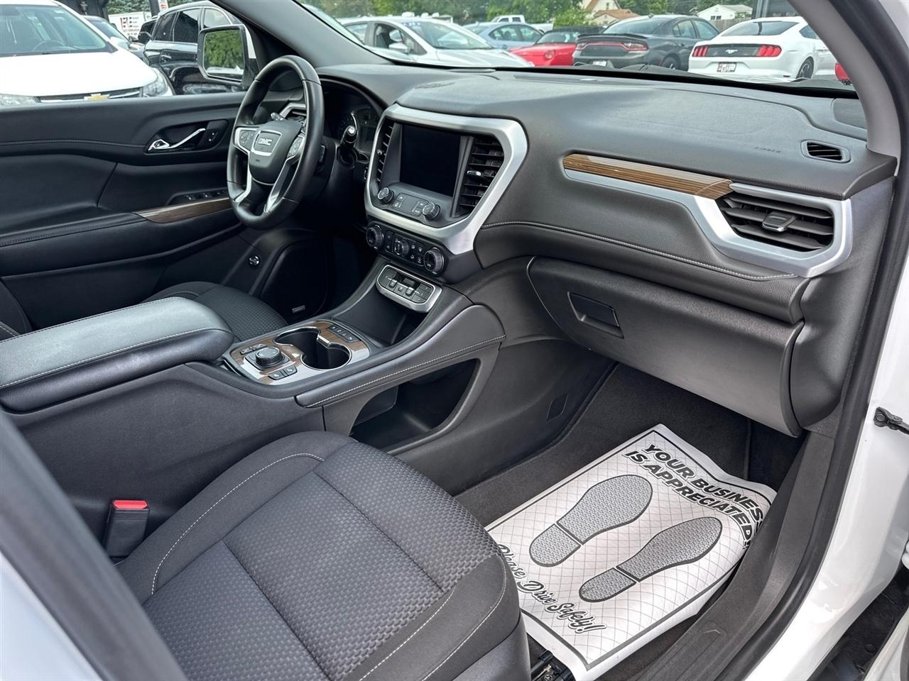GMC Acadia AWD 4dr SLE 2023