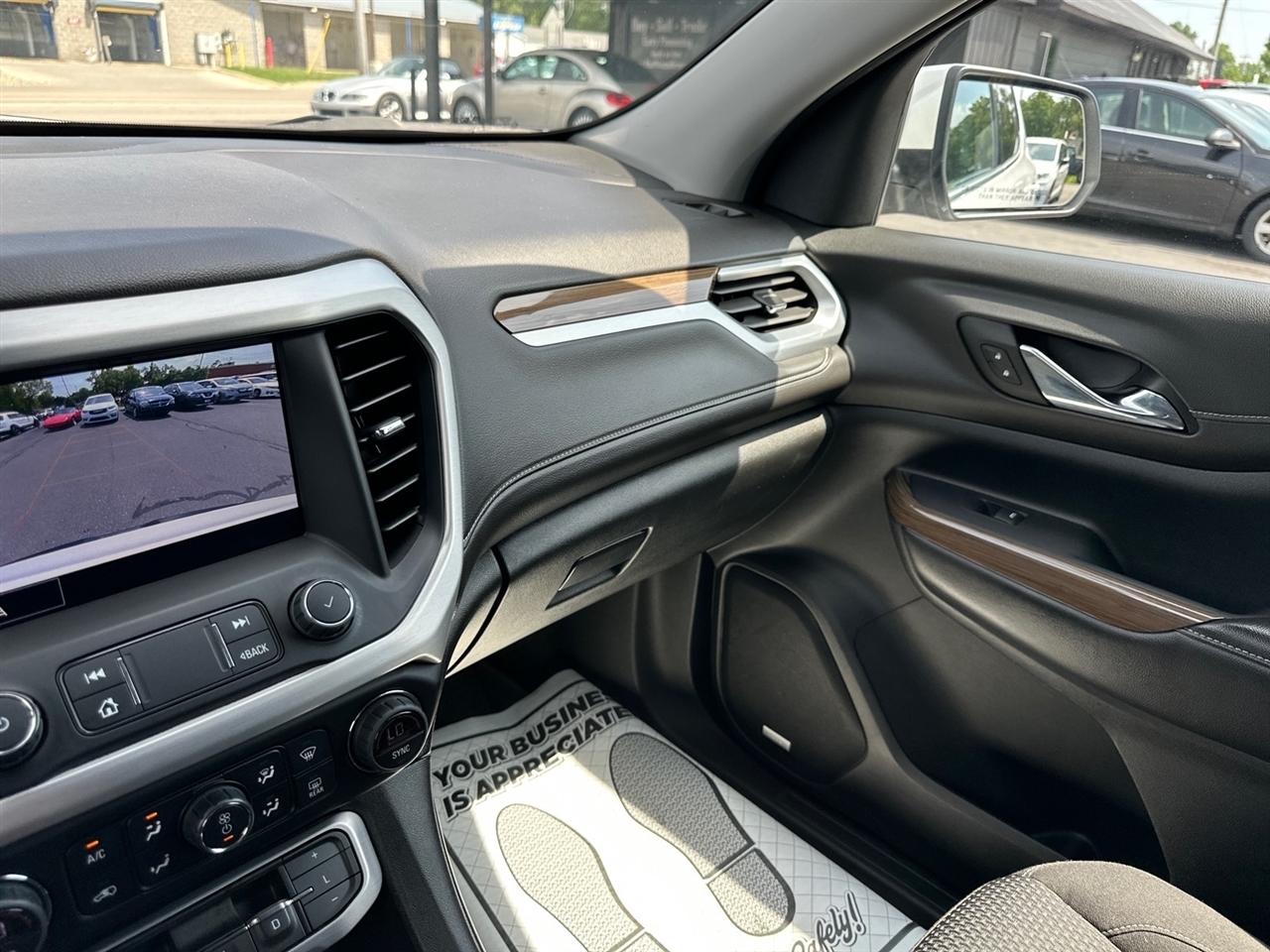 GMC Acadia AWD 4dr SLE 2023