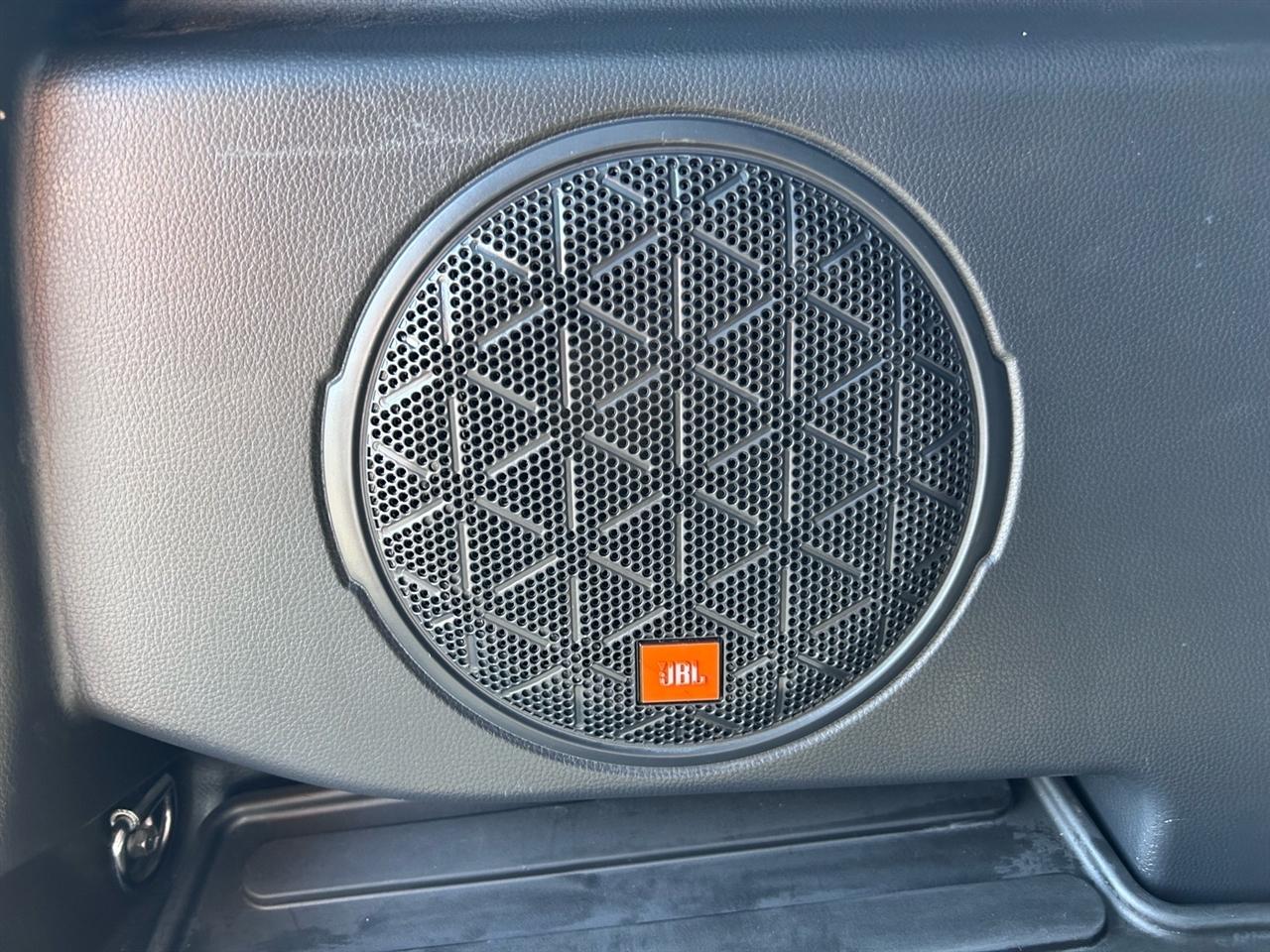 Toyota RAV4 Hybrid XSE AWD (Natl) 2023