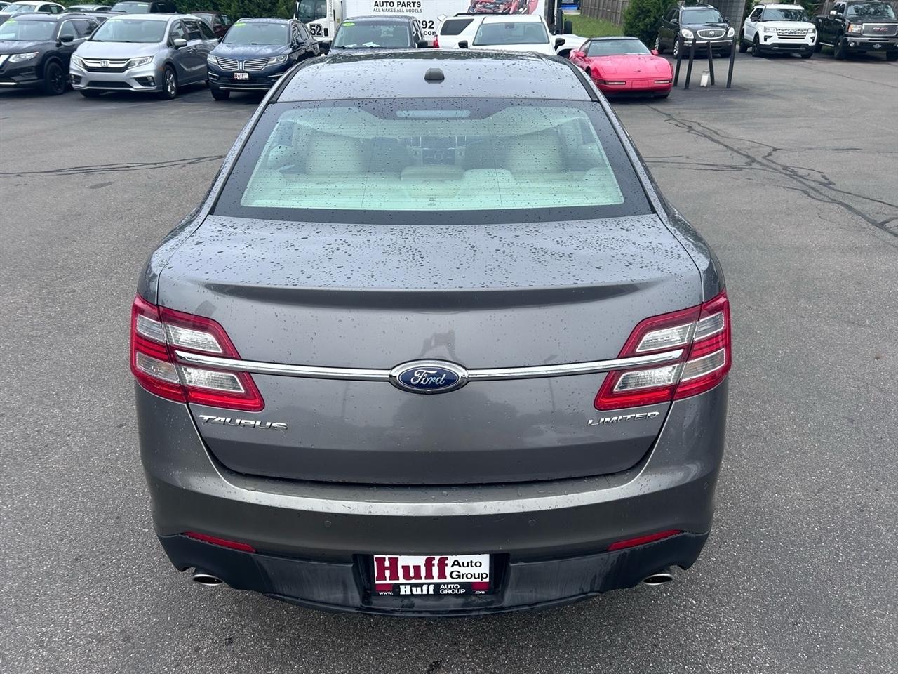 Ford Taurus 4dr Sdn Limited FWD 2013