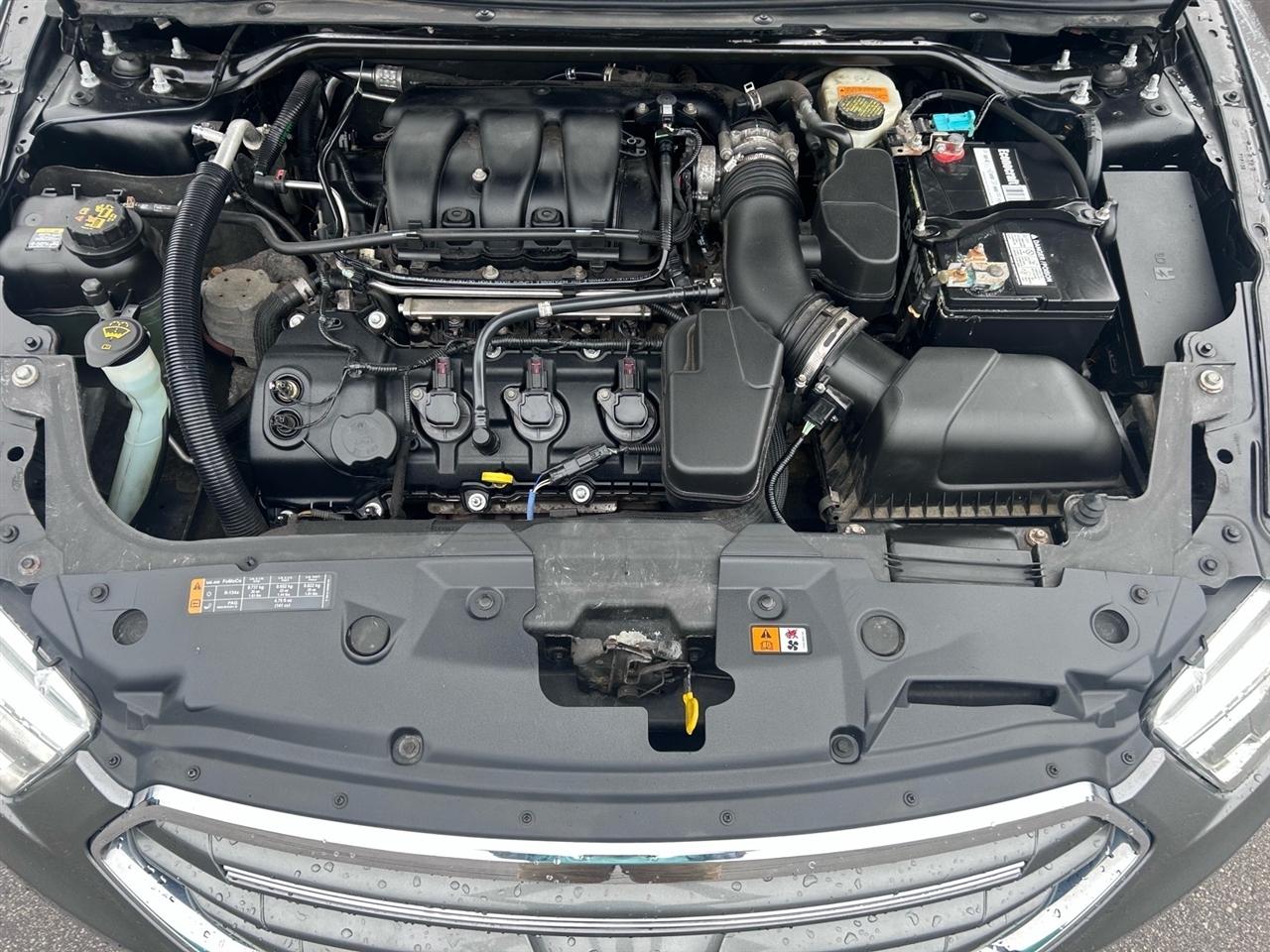 Ford Taurus 4dr Sdn Limited FWD 2013