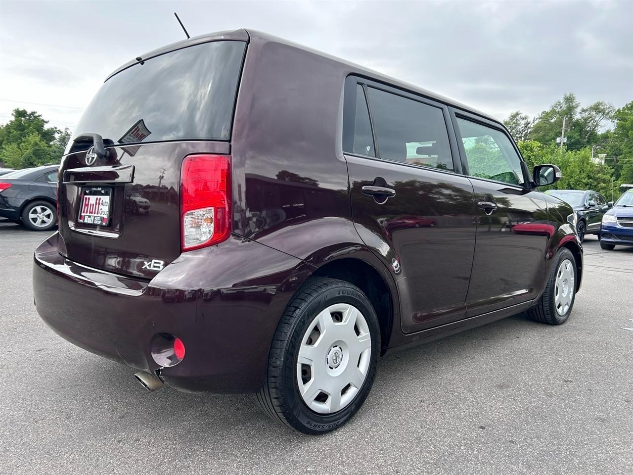 Scion xB 5dr Wgn Auto (Natl) 2012