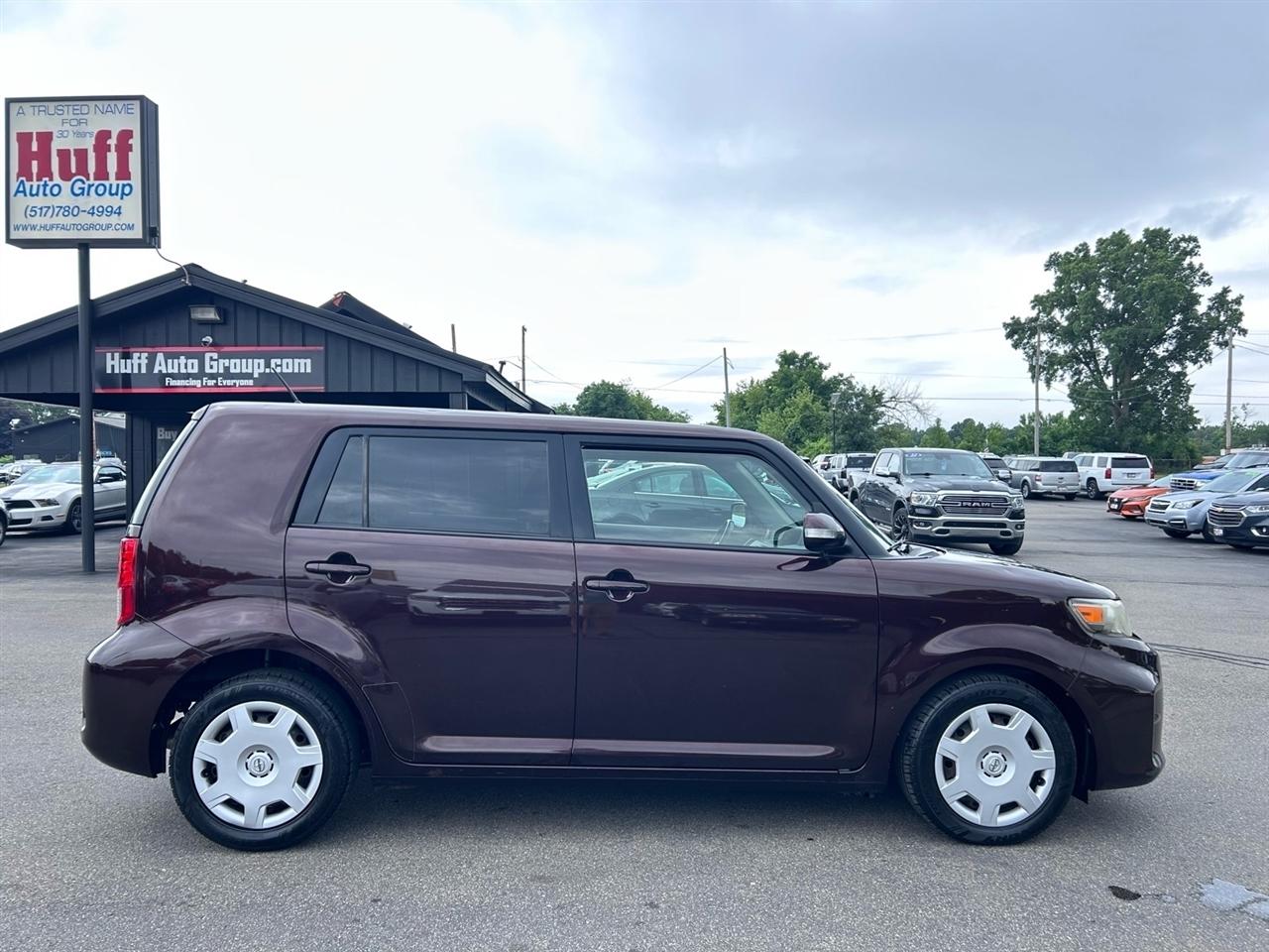 Scion xB 5dr Wgn Auto (Natl) 2012