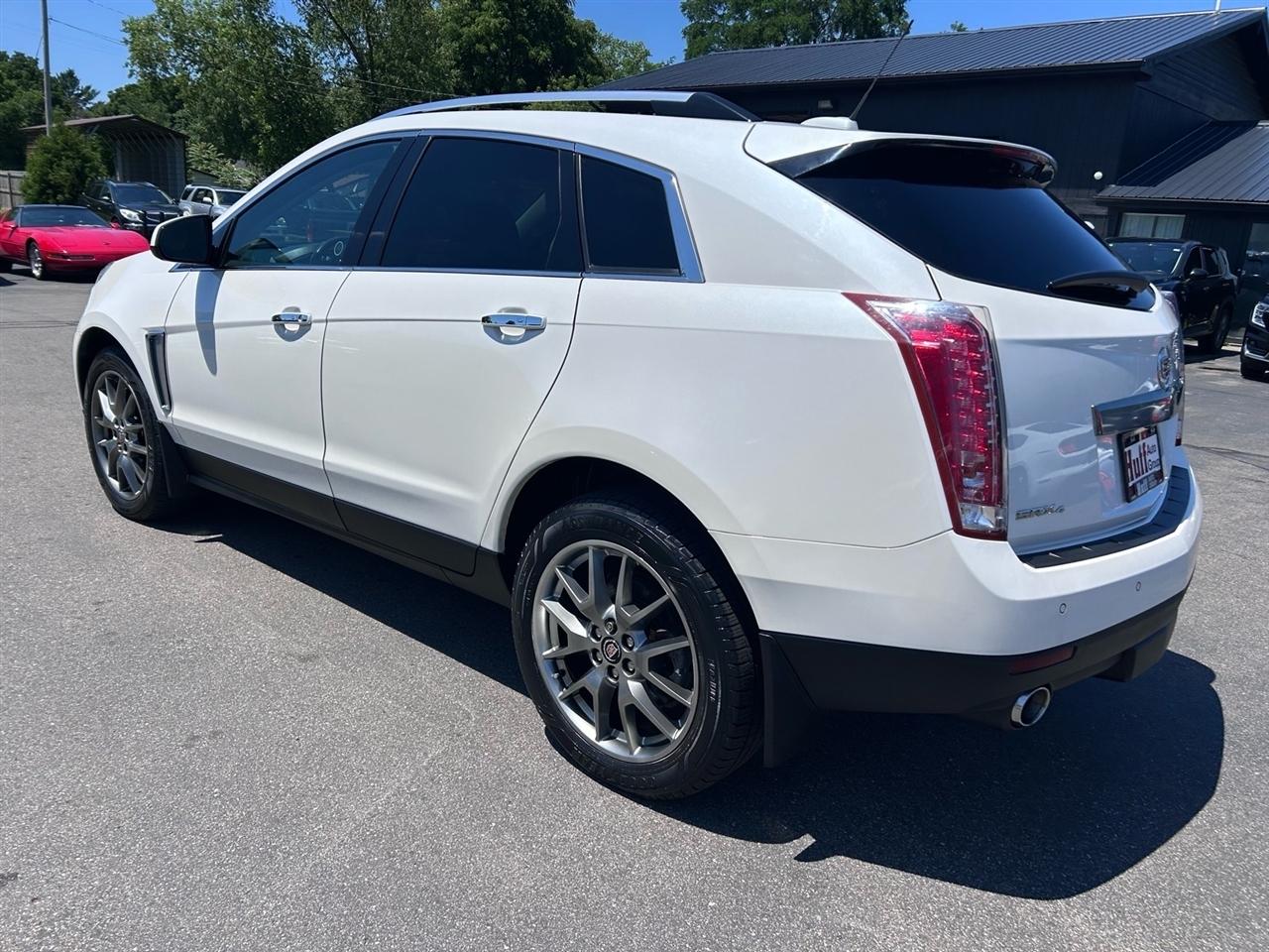 Cadillac SRX AWD 4dr Premium 2016