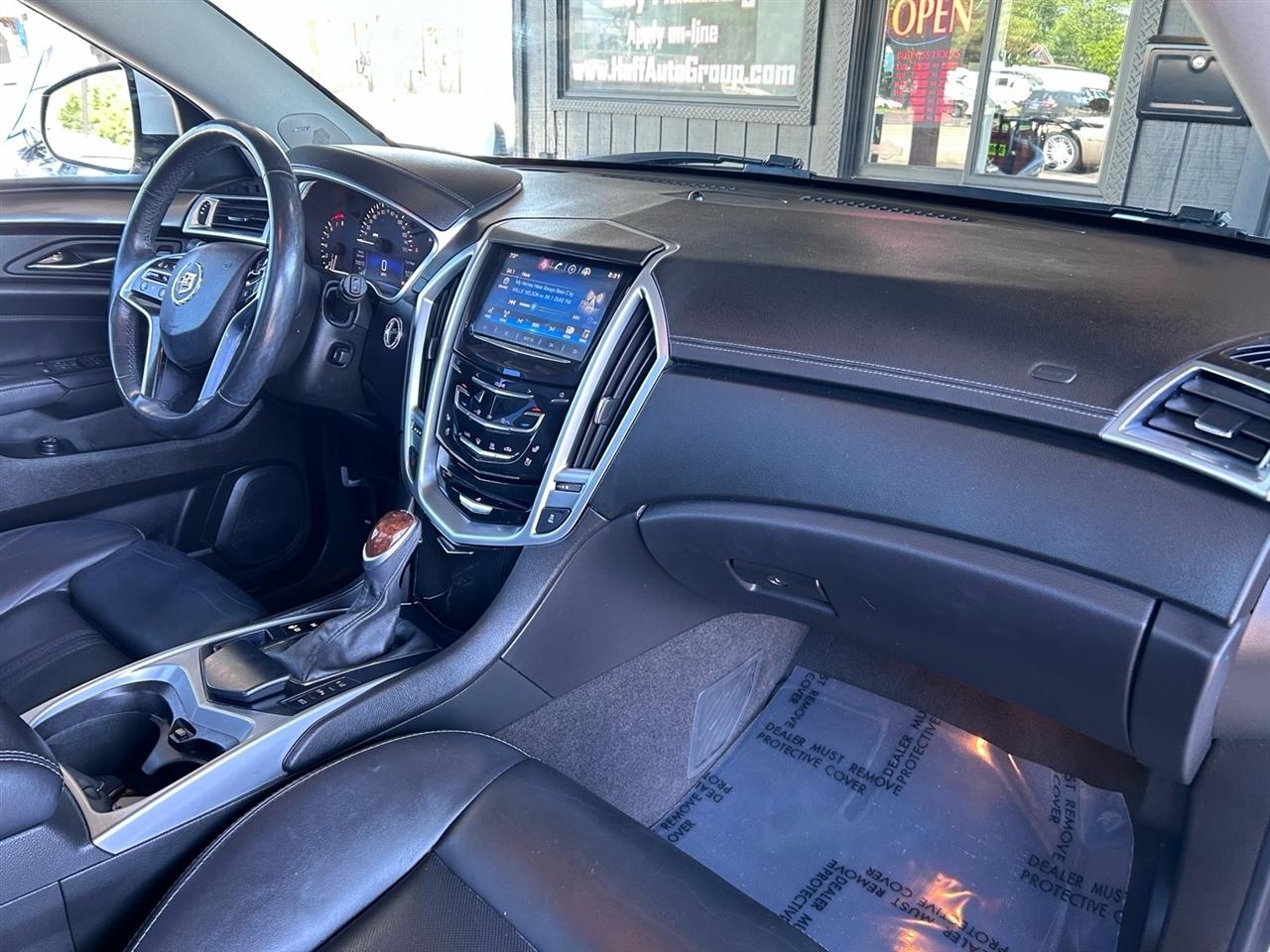 Cadillac SRX AWD 4dr Premium 2016