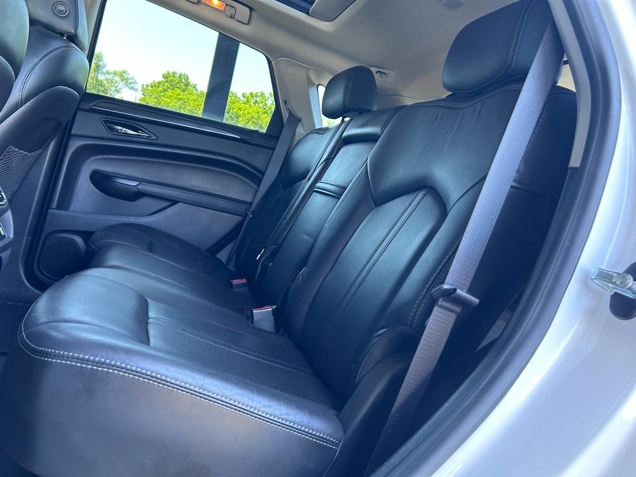 Cadillac SRX AWD 4dr Premium 2016