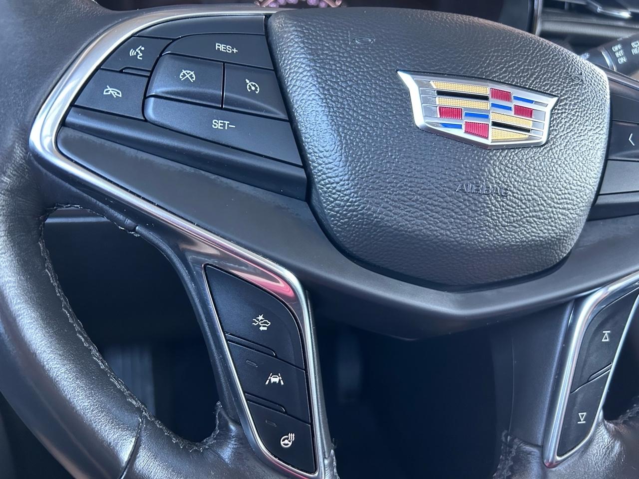 Cadillac XT5 AWD 4dr Luxury 2017