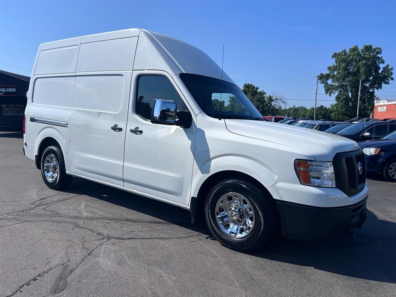 Nissan NV Cargo NV3500 HD High Roof V8 SV 2021
