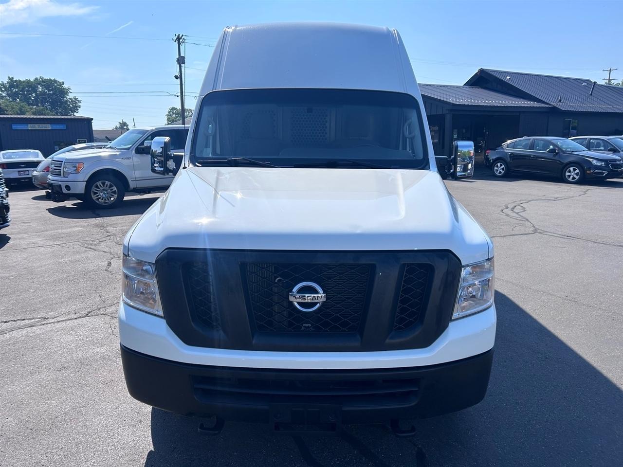 Nissan NV Cargo NV3500 HD High Roof V8 SV 2021