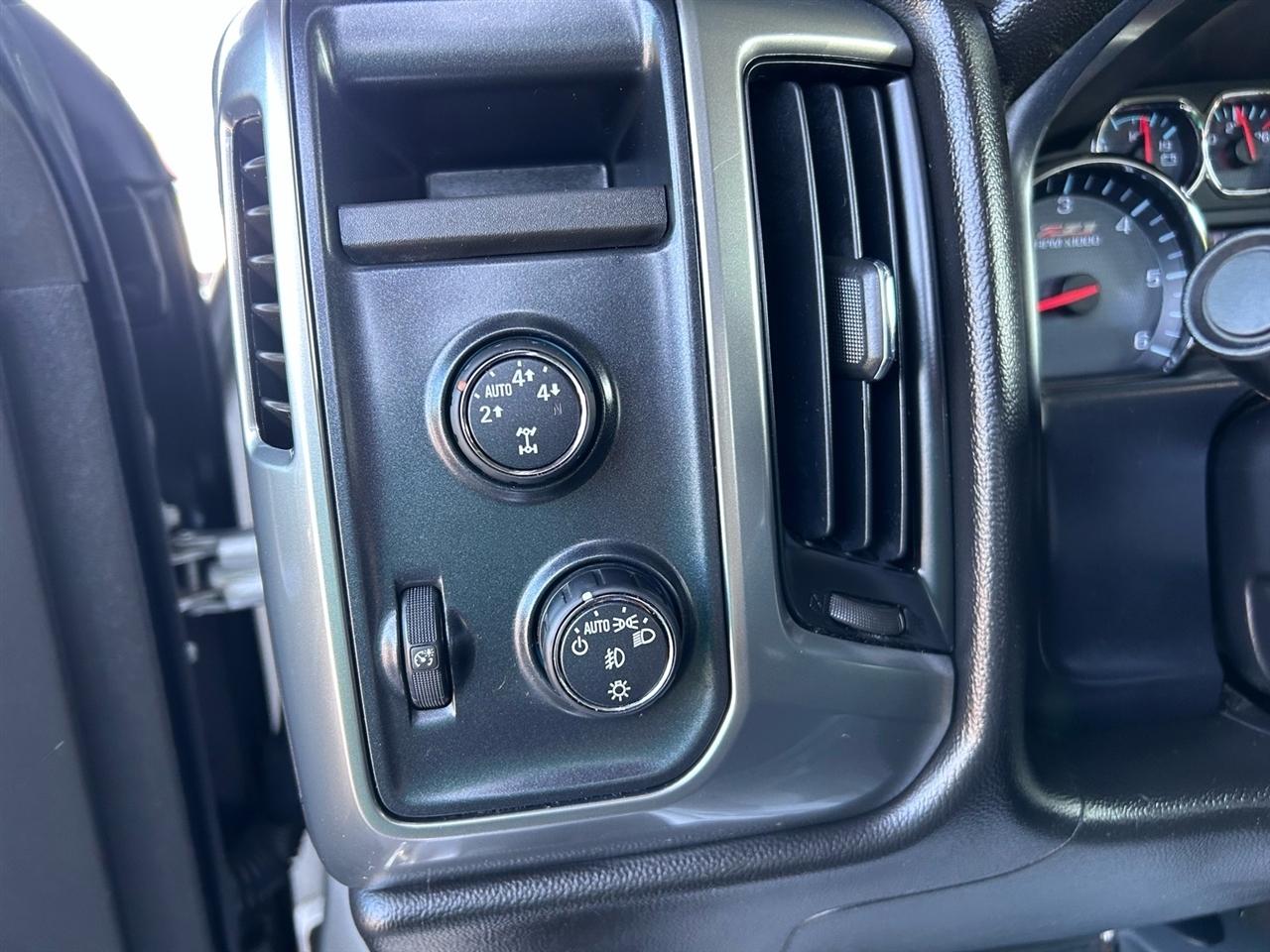 Chevrolet Silverado 1500 4WD Double Cab 143.5" LT w/2LT 2014