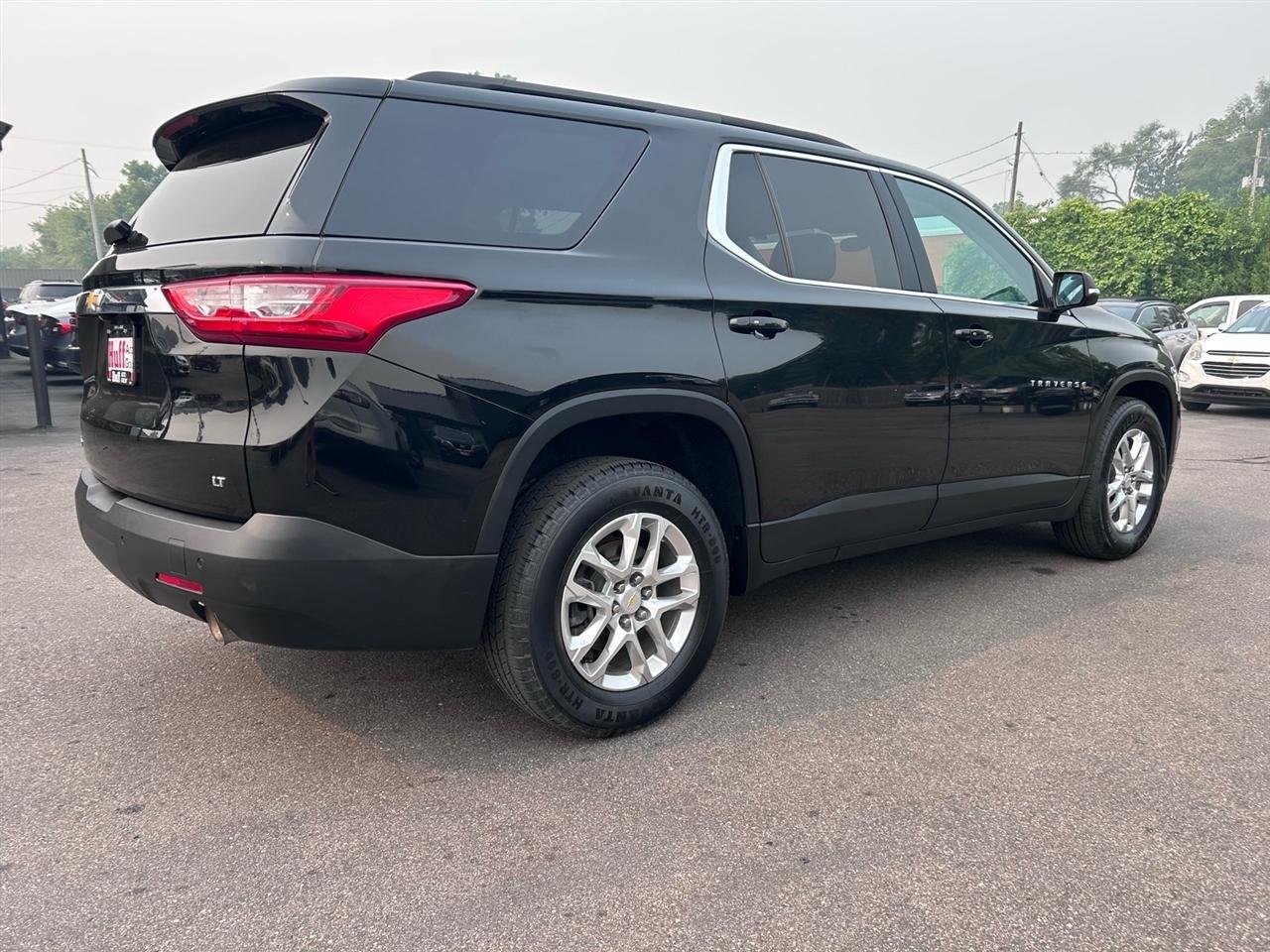Chevrolet Traverse AWD 4dr LT Leather 2021