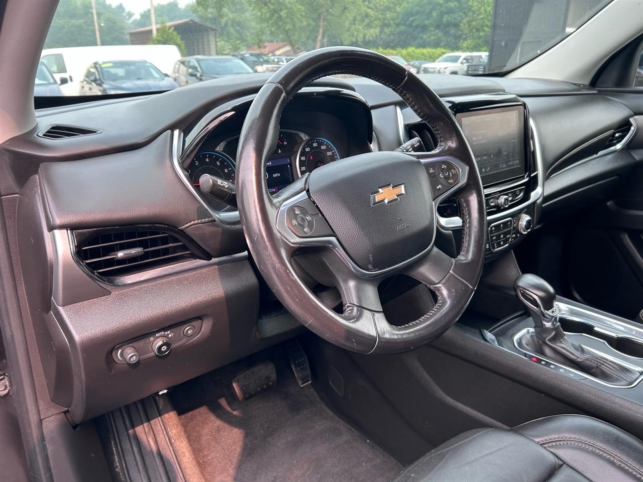 Chevrolet Traverse AWD 4dr LT Leather 2021
