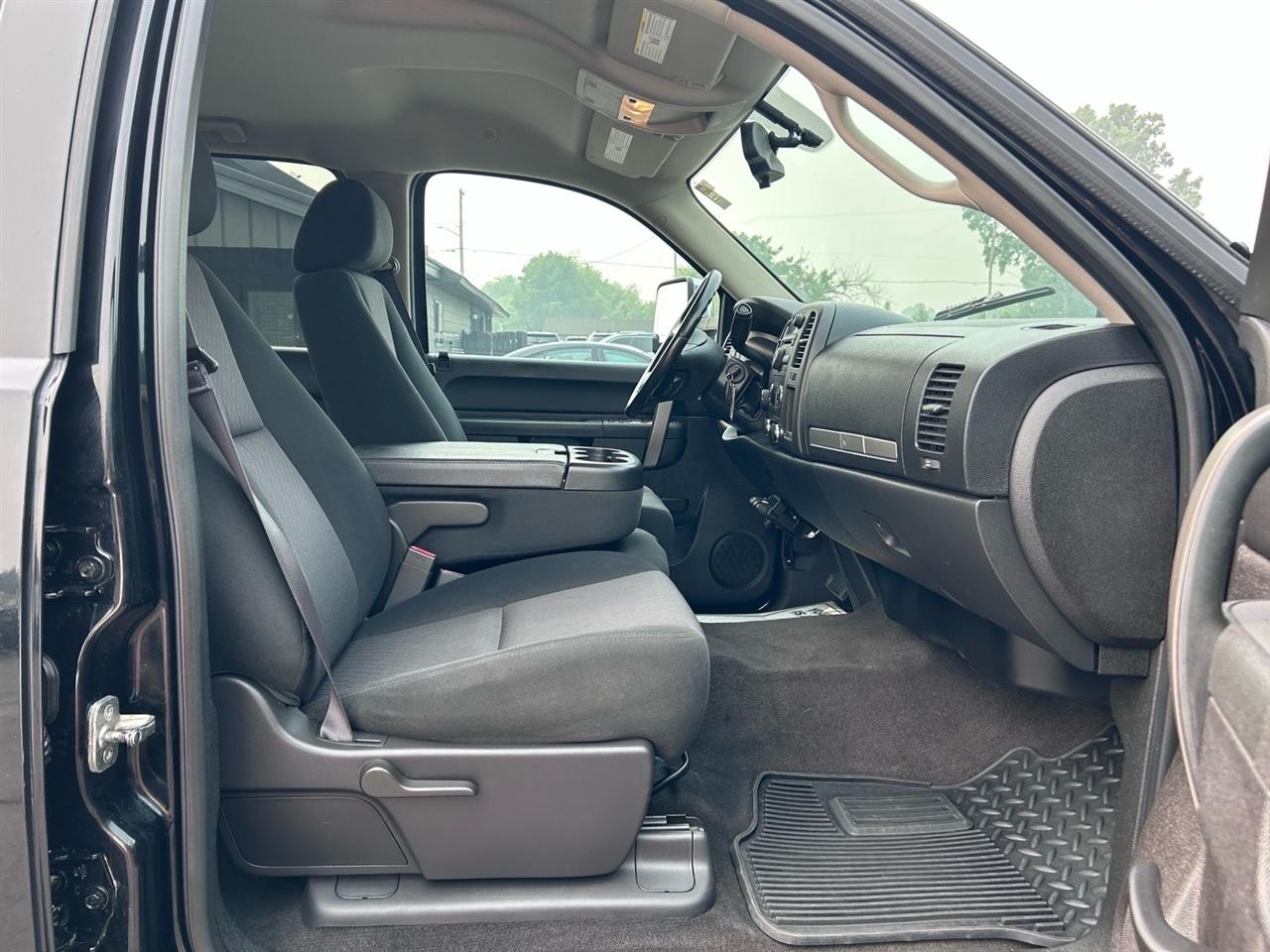 GMC Sierra 1500 4WD Crew Cab 143.5" SLE 2013