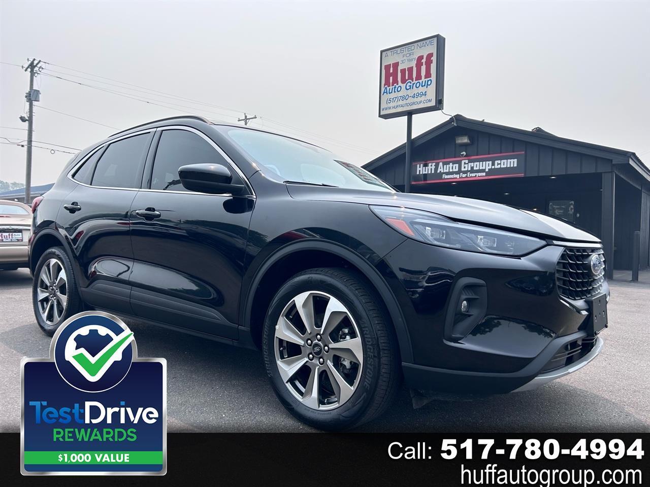 Ford Escape Platinum AWD 2025