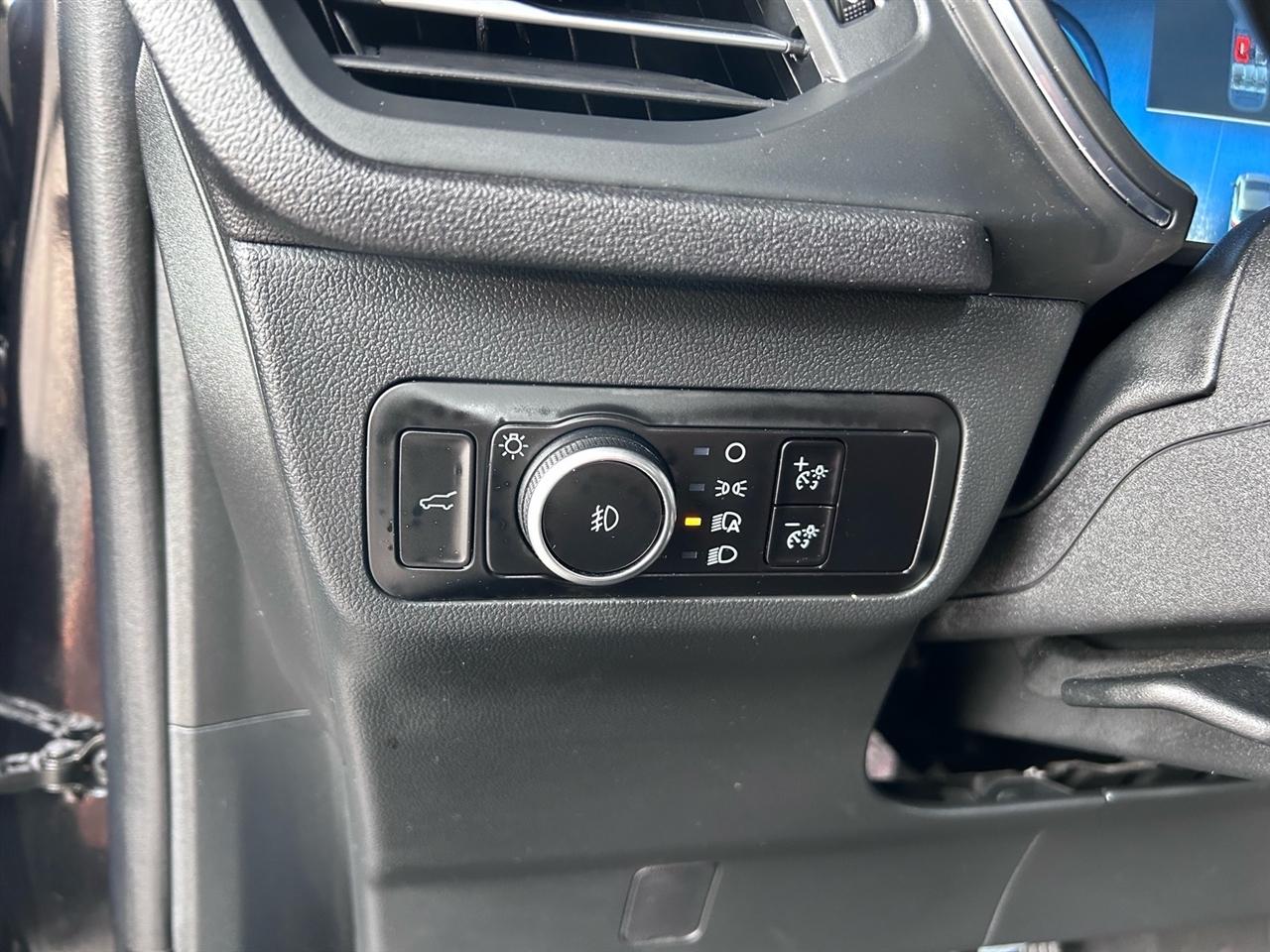 Ford Escape Platinum AWD 2025