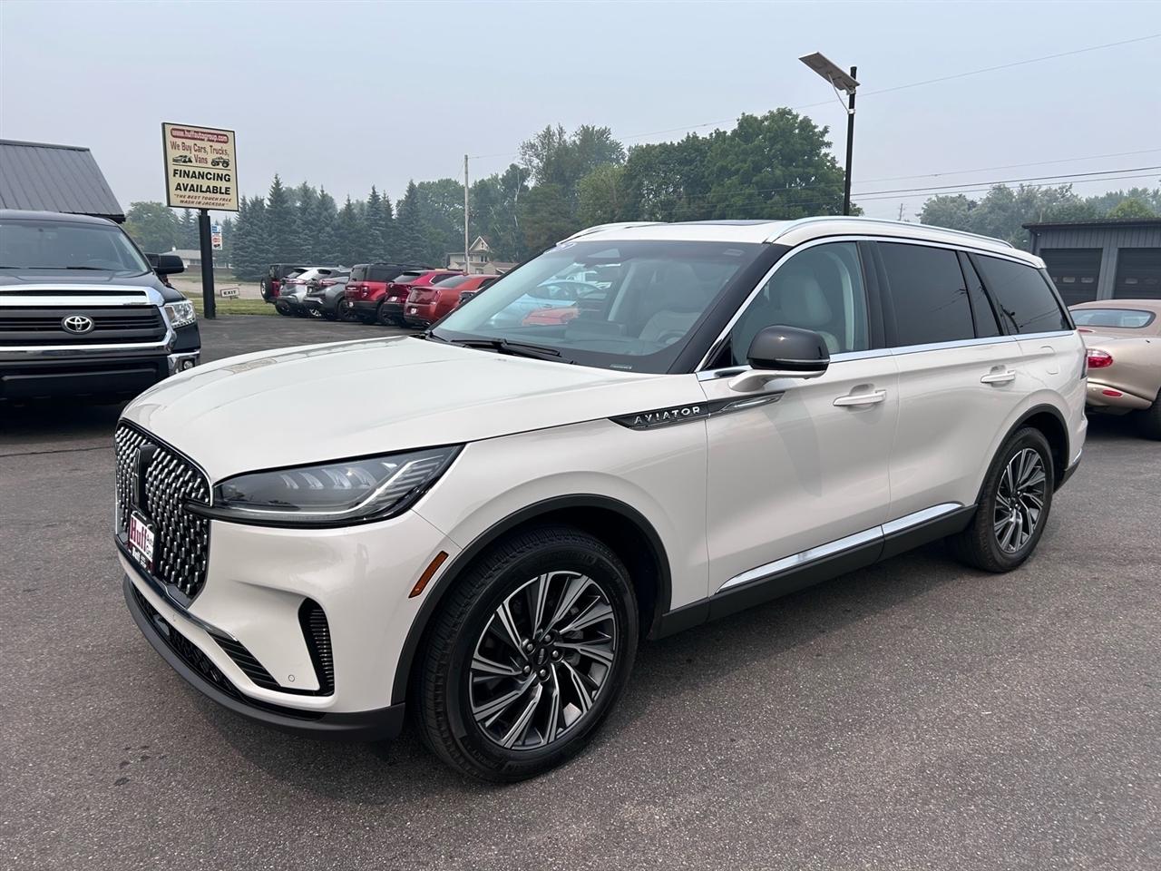 Lincoln Aviator Premiere AWD 2025