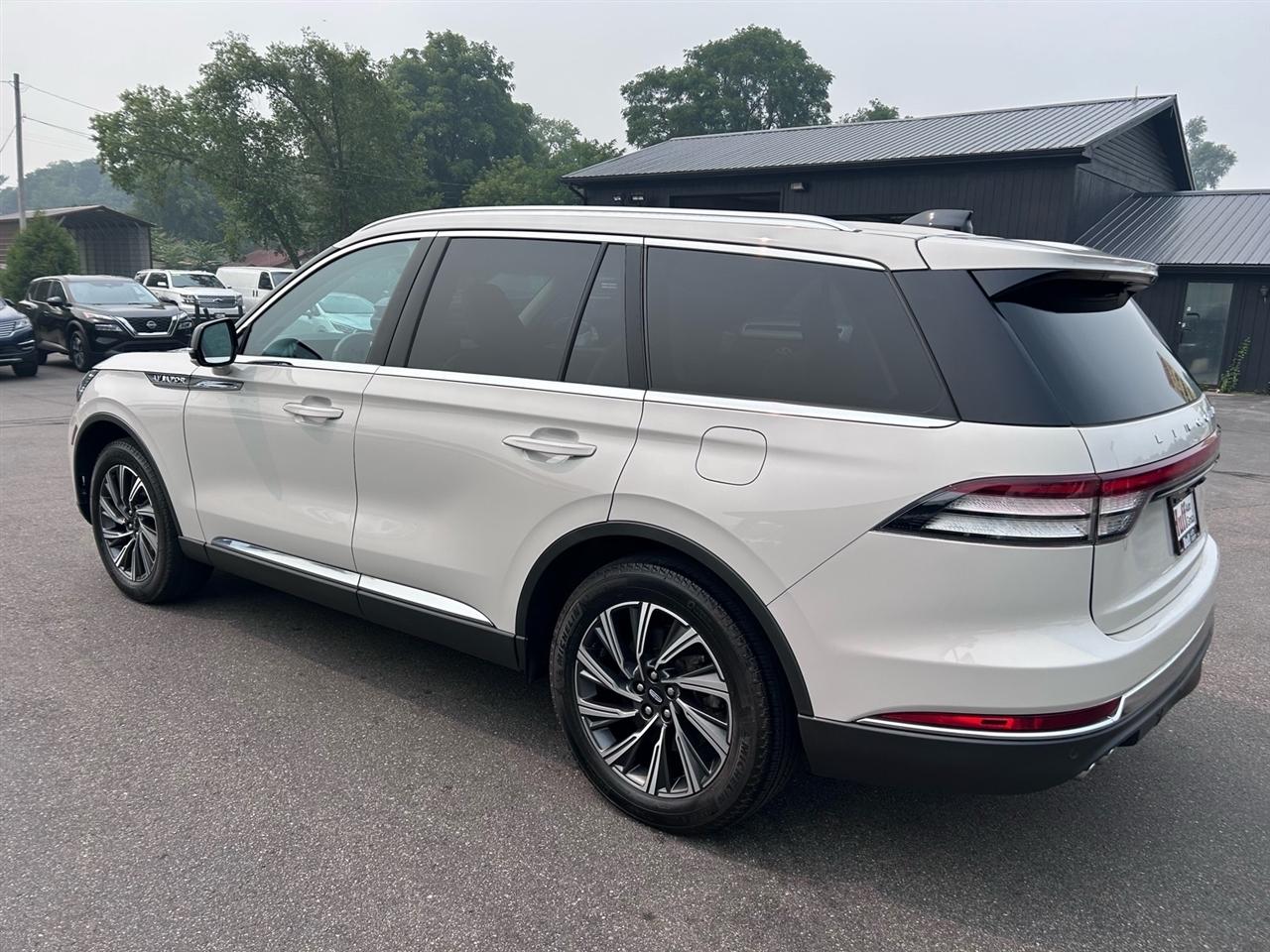 Lincoln Aviator Premiere AWD 2025