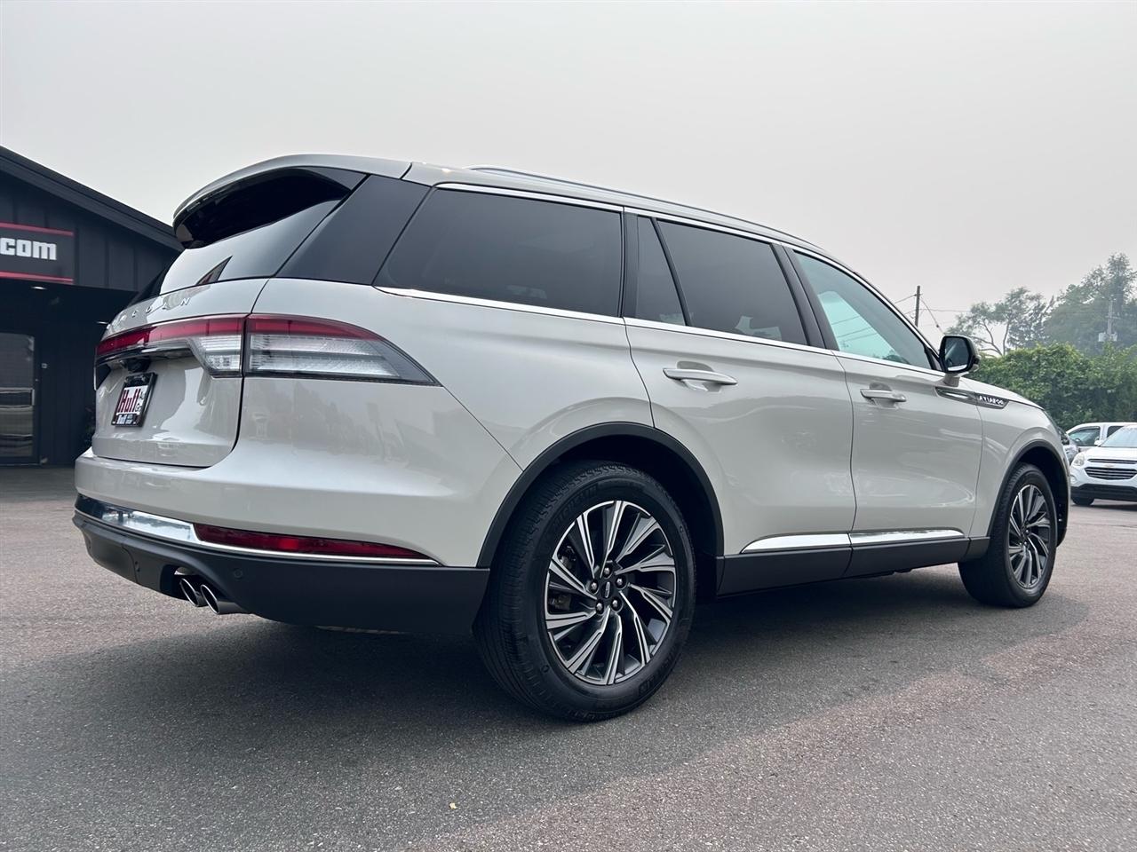 Lincoln Aviator Premiere AWD 2025