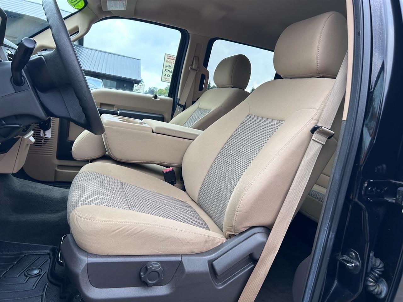 Ford Super Duty F-450 DRW 4WD Crew Cab 172" Platinum 2016